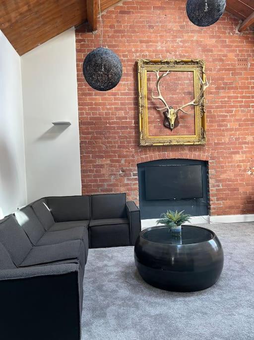 Gorgeous 2 Bed Loft Style Apartment Manchester Eksteriør bilde