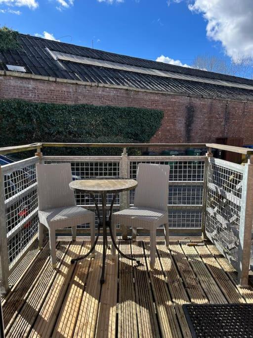 Gorgeous 2 Bed Loft Style Apartment Manchester Eksteriør bilde